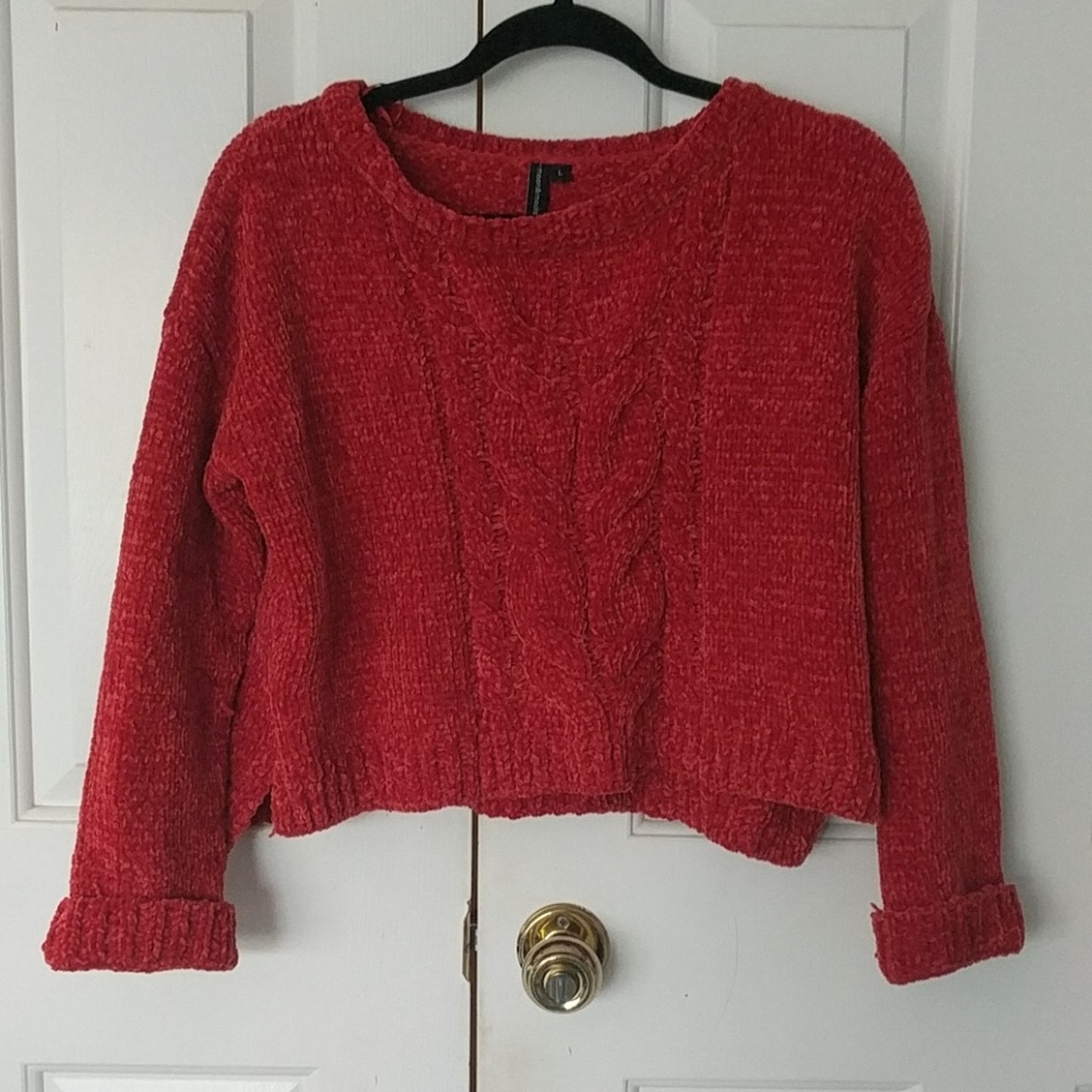 ANY OFFER ACCEPTED!!!  Moon & Madison cropped red sweater